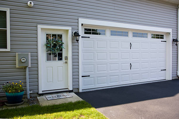 24/7 Emergency Garage Door Panel Replacement experts in Pope County County, MN